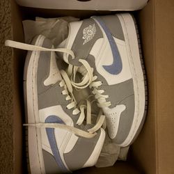 Women’s Air Jordan Size 5