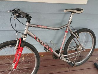 Vintage 90s Haro Vector 21-speed Mountain Bike Large for Sale in