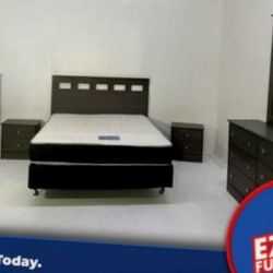 Queen Bedroom Set