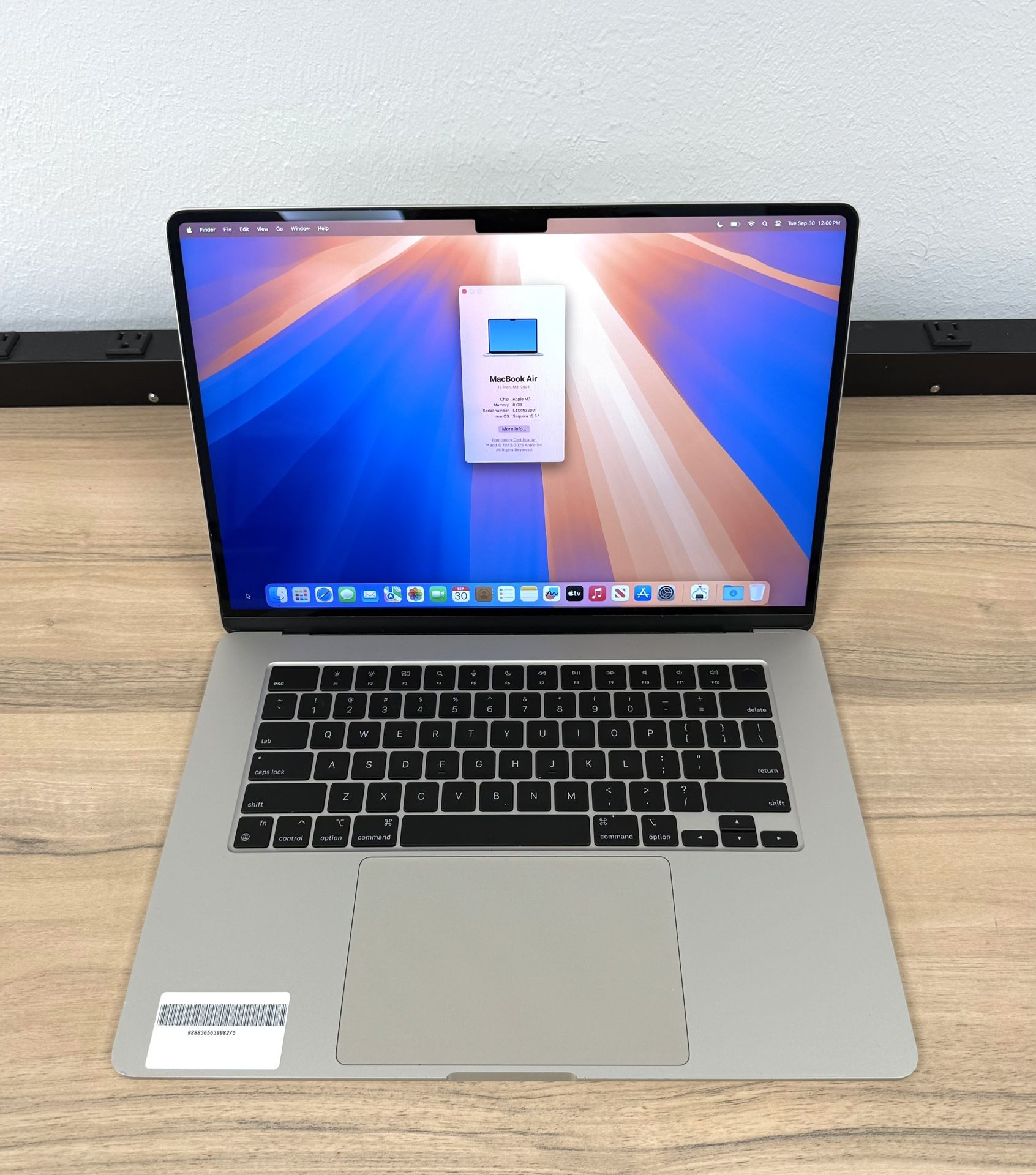 15" MacBook Air M3 8 Core*Apple Care Plus Warranty till 2027