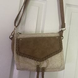 VR NYC Crossbody Purse Straw/Natural Suede NWOT