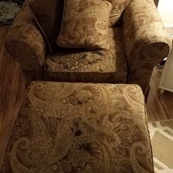 Paisley Club Chair, Pillows & Ottoman