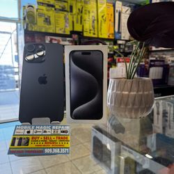 iPhone 15 Pro Max (Unlocked)