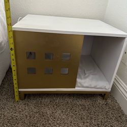 Night stand / cat bed