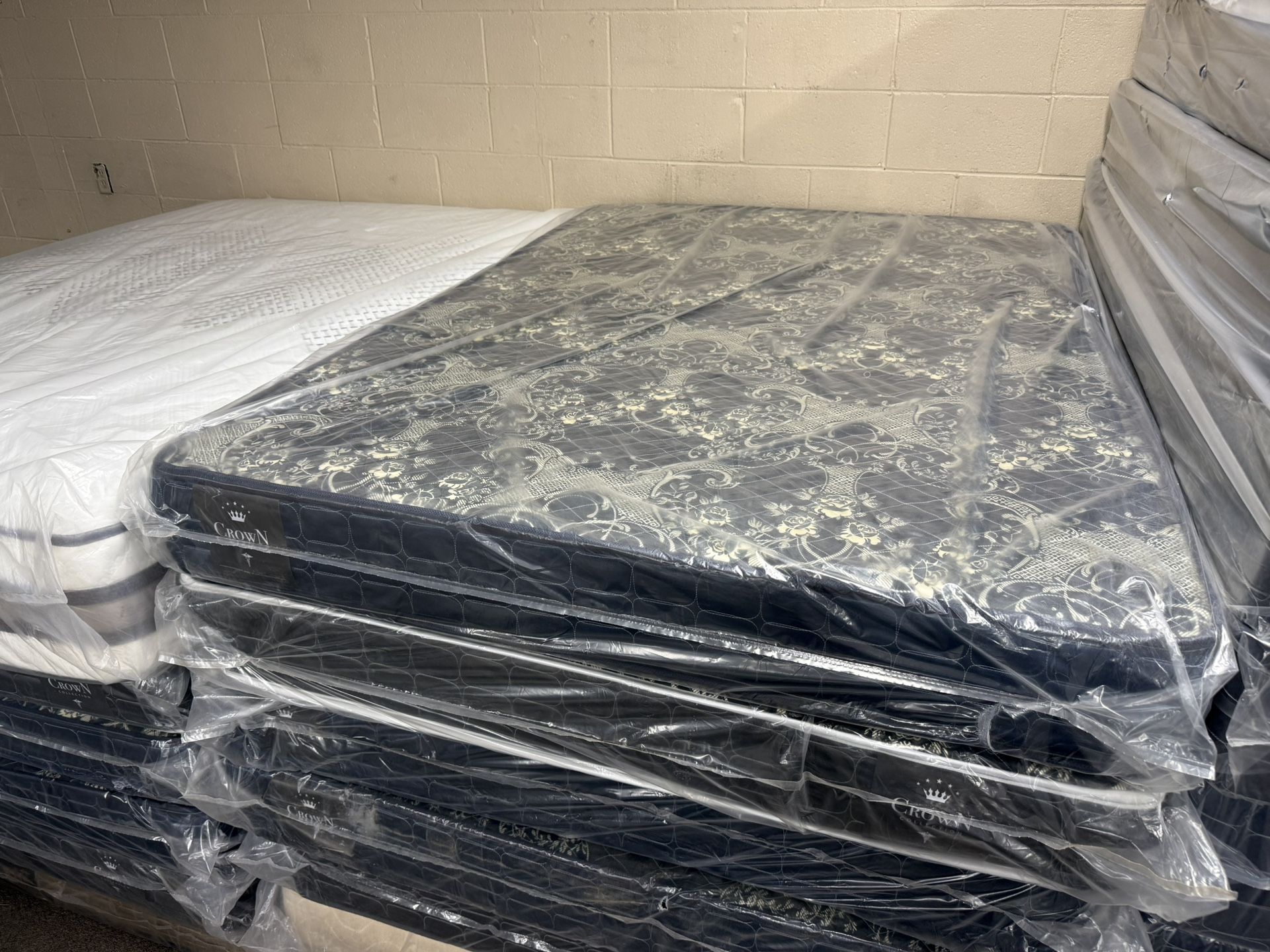Full Mattress And Box Spring