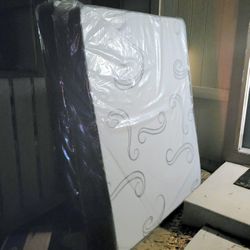 NEW QUEEN MATTRESS AND BOX SPRING -- Also Available In All Sizes.