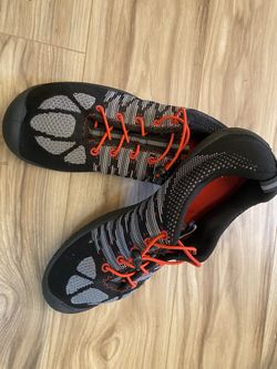 SHOES 👟 Sports Shoes