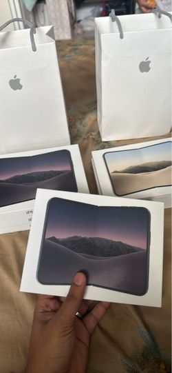 iPhone Duo 2TB UNLOCKED- both color
