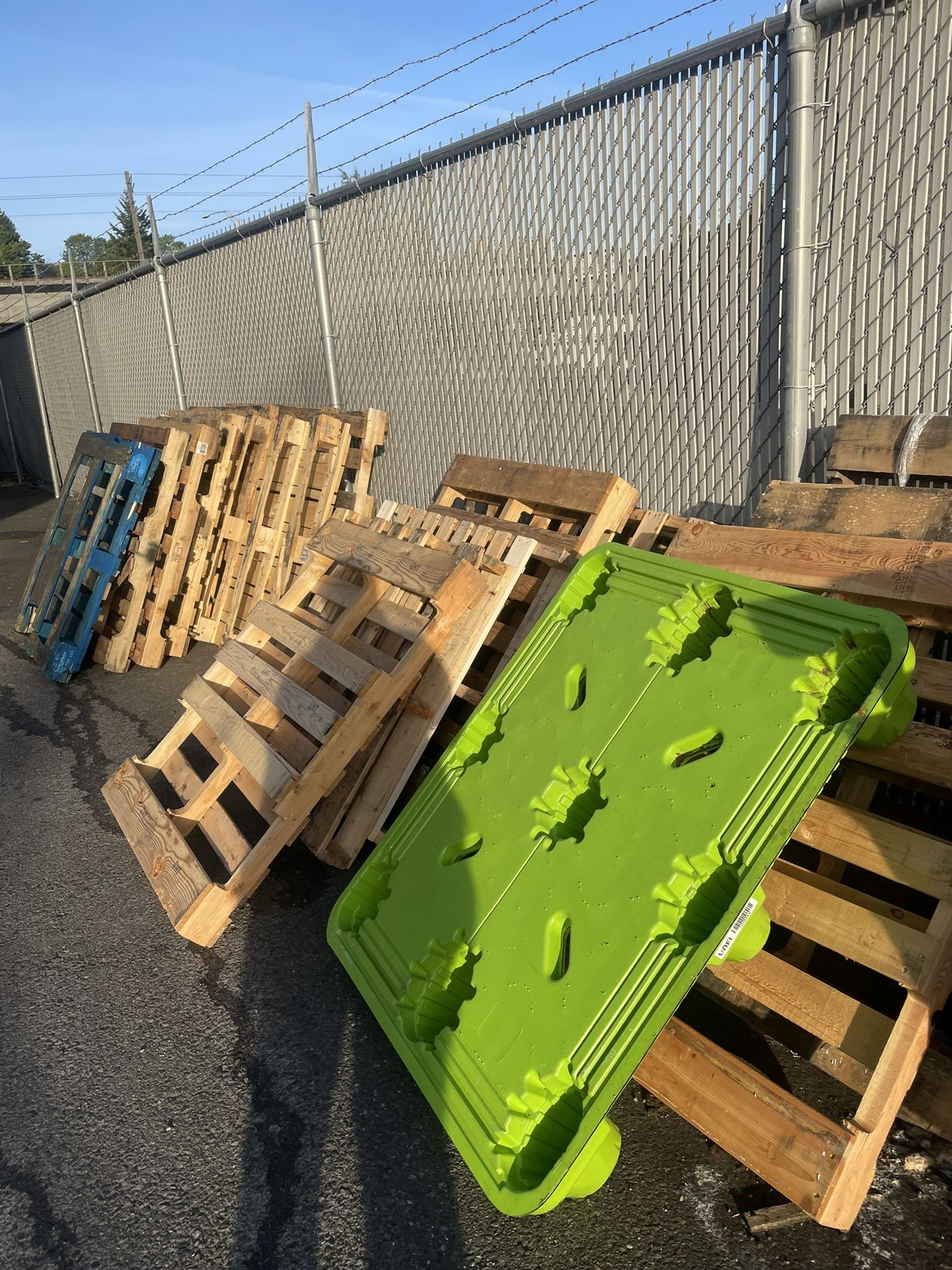 Free Pallets
