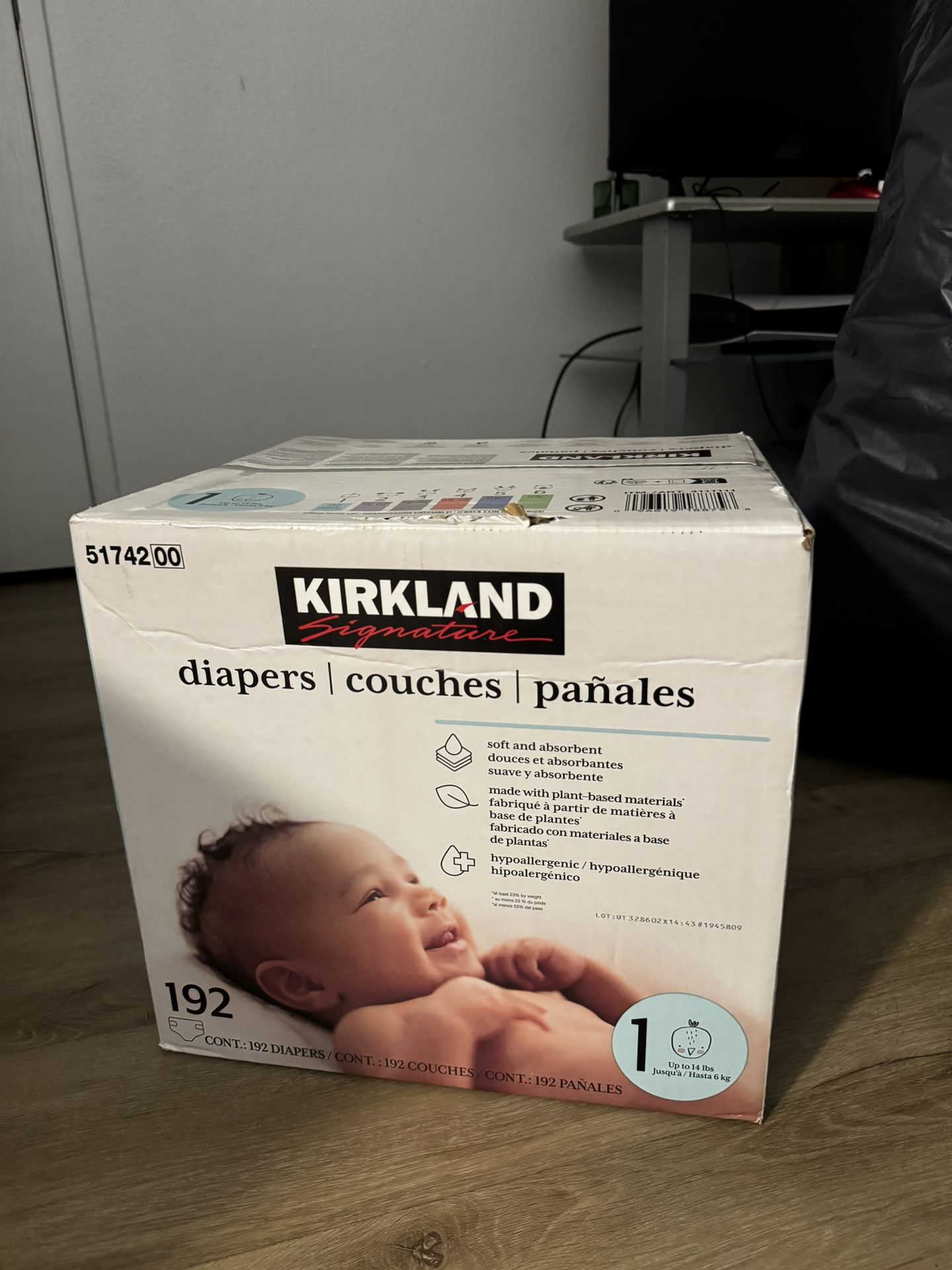 Diapers Kirkland size 1
