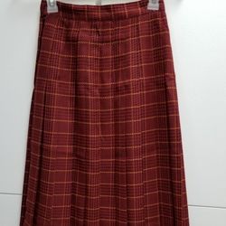 Fashion Option Long Pleated Skirt Sz 4