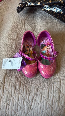 Disney Princess Girls Glitter heels Size 6
