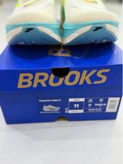Brooks men’s Hyperion Max 3Neutral running shoes size 11 men