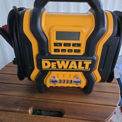 Dewalt Portable Charger 