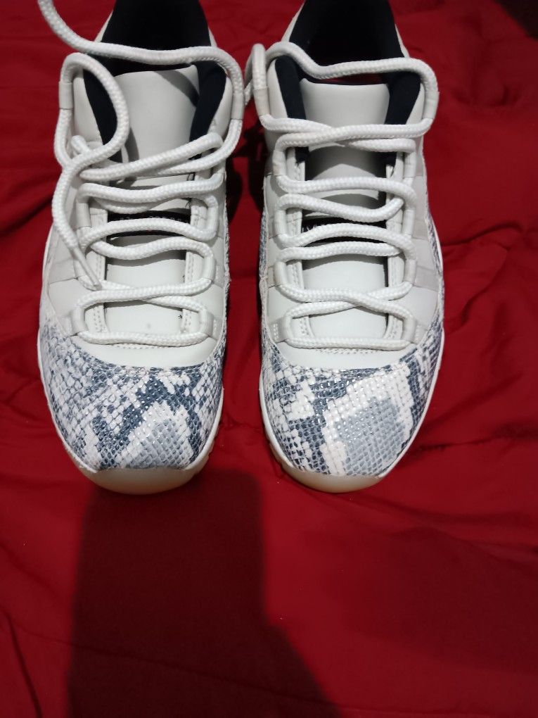 Original Release Date Jordan 11 Bones( 2009)
