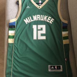 Jabari Parker Milwaukee Bucks jersey - size large
