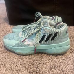 Adidas Dame D.O.L.L.A. Bounce Pro kicks US 7