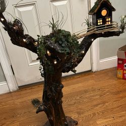 Wood Art Tree House