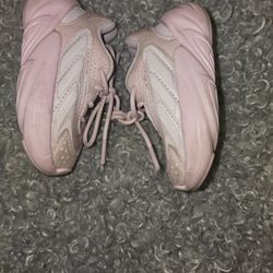 PINK ADIDAS