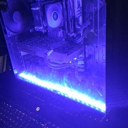 Cyber Power Pre Built Gaming Computer 
