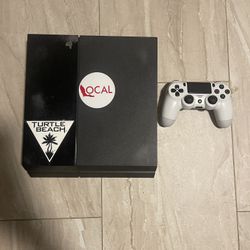 PS4 Console & Controller 