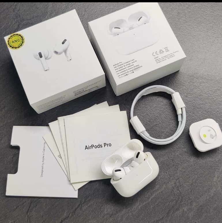 Apple AirPods Pro 2nd Generation(ANC)