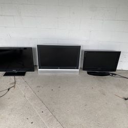 3 TVs