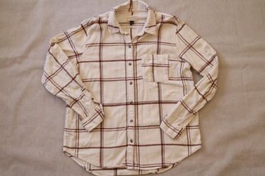 Universal Thread Flannel Shirt Women's M Relaxed Cream & Brown Plaid 100% Cotton