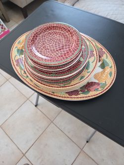 Dinner plates set PIER 1
