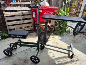 Knee Rover and Bed table