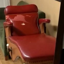 Old Barber /tattoo Chair