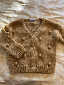 Angou “ Sweater size 90 (2 years)