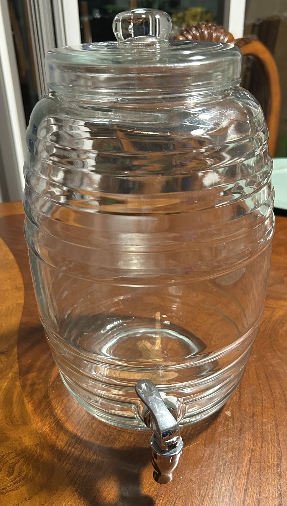 Glass Beverage Dispenser . Read Description