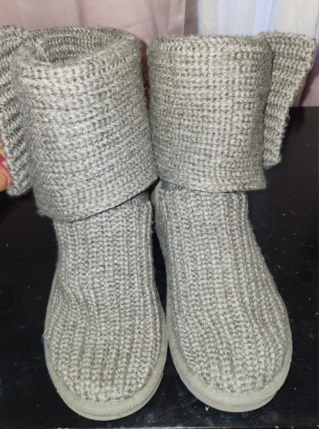 Ugg Gray Knit Boots Size 2