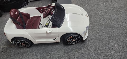 Kids Powerwheels Car