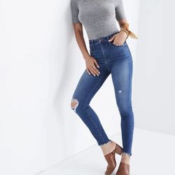 MADEWELL Distressed Cut Off Hem Curvy High-Rise Skinny Jeans