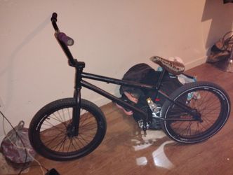 Haro Downtown BMX bike & 20" Mongoose Rebel BMX