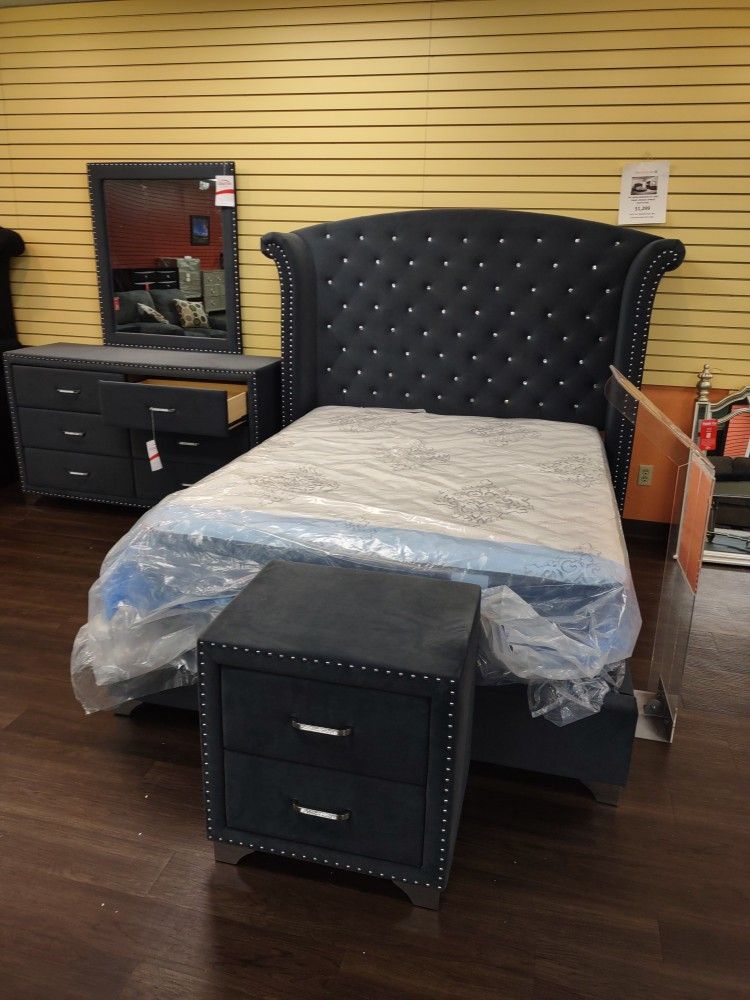 GREY VELVET BEDROOM SET