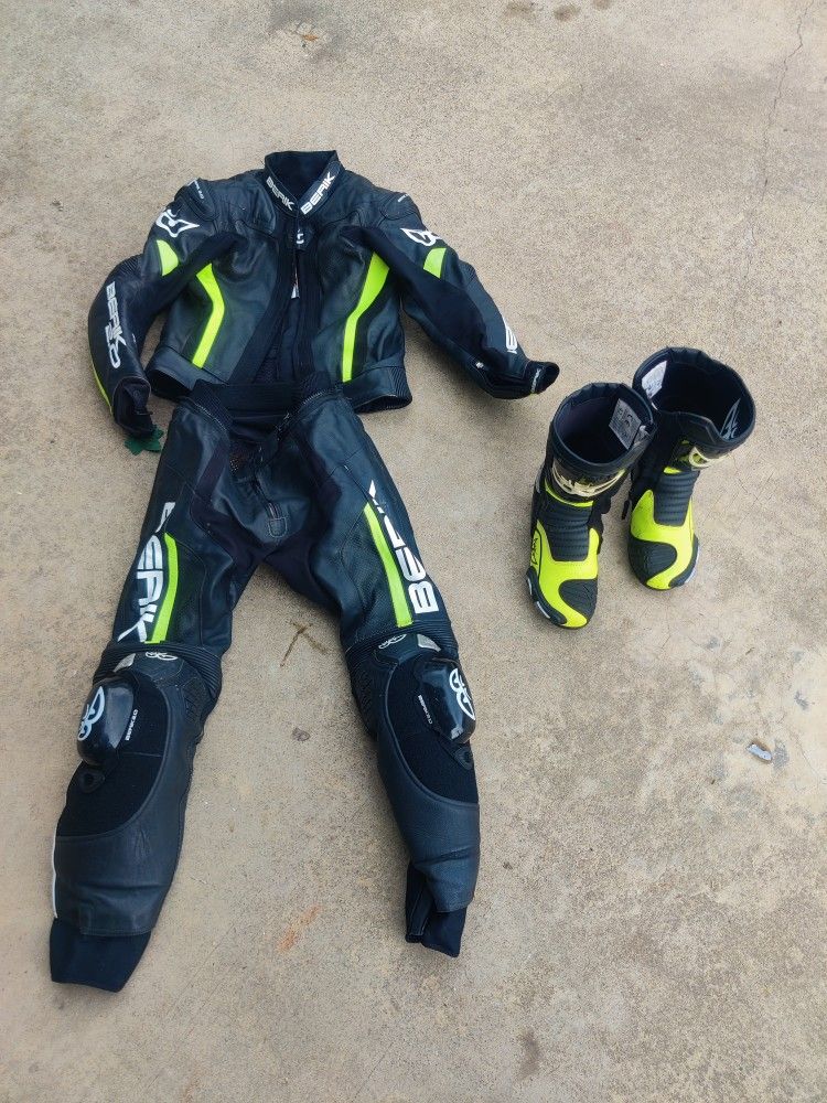 Berik 2.0 2 Piece Motorcycle Suit