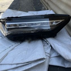 2022 ACURA MDX  RIGHT HEADLIGHT 