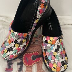 Easy Street LAURIE Slip-Resistant Cat Pattern Clogs Shoes Non-Marking Size 7.5W