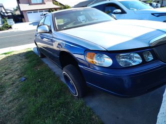 Lincoln Town car