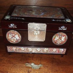 Vintage Inlaid Mother Of Pearl Jewelry Box 