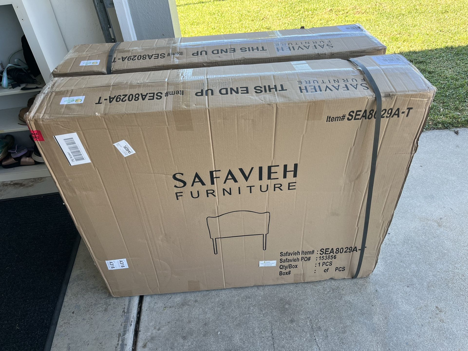 2 Twin Beds Headboards