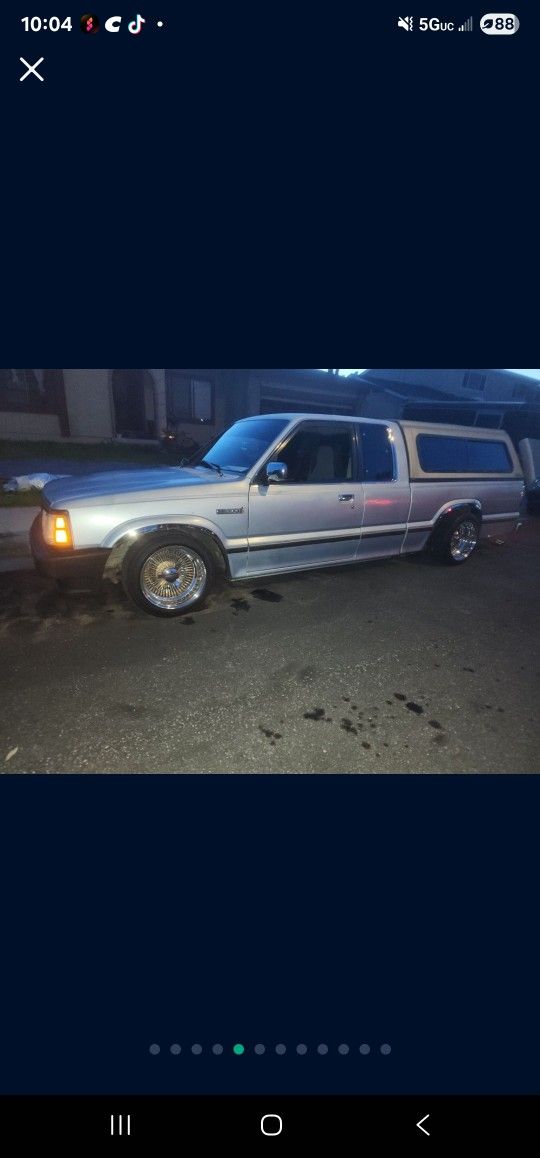 1991 Mazda B2600i Automatic Lowrider