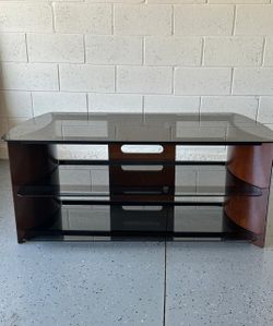 TV unit that holds up to 55”