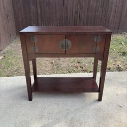 Cindy Crawford Dynasty Console