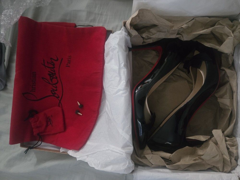 Louboutin Heels 7.5
