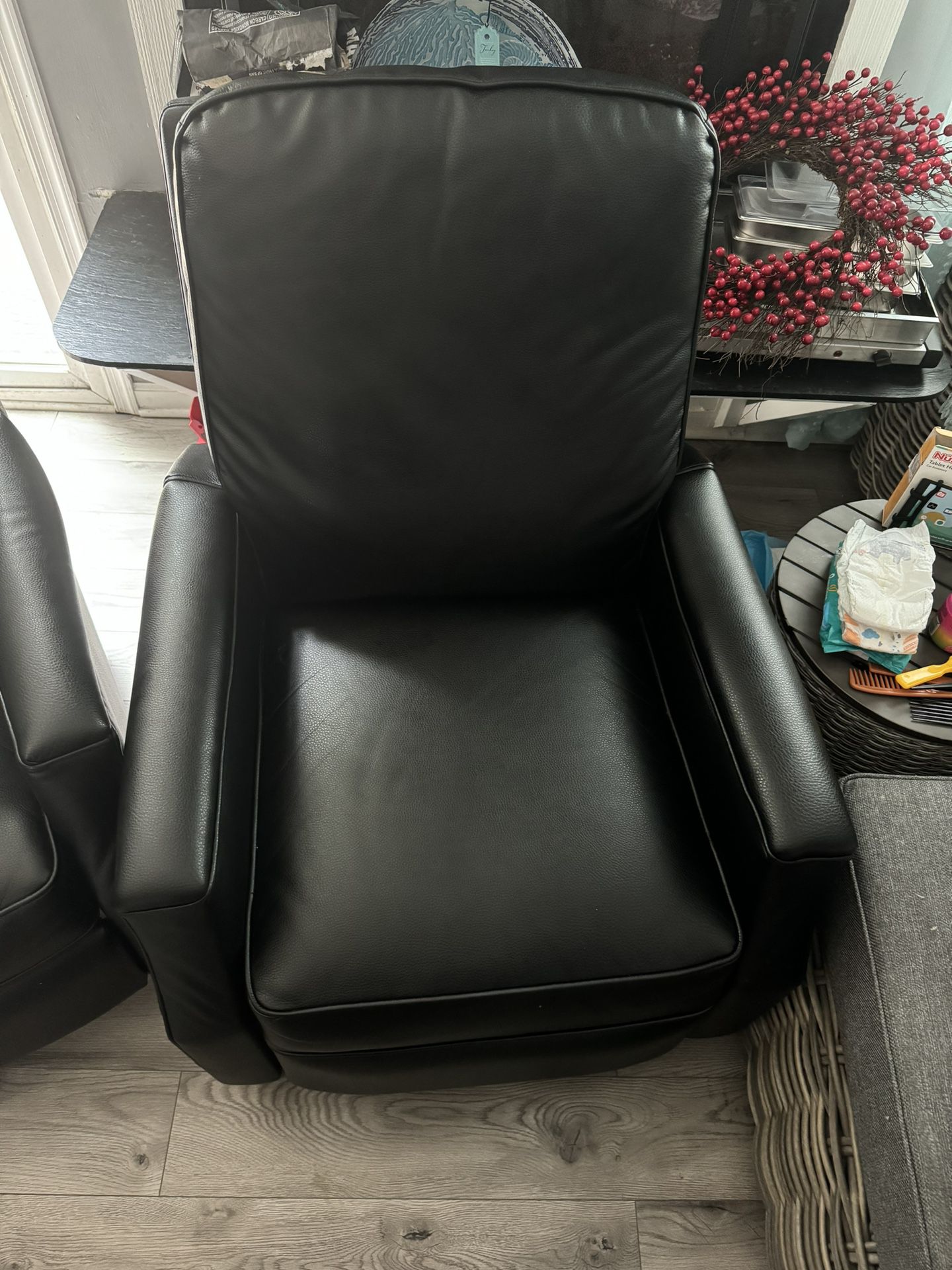  2 Brand New Leather Recliner 