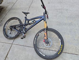 SANTA CRUZ DOWNHILL BIKE XX1 SRAM PRICE 850